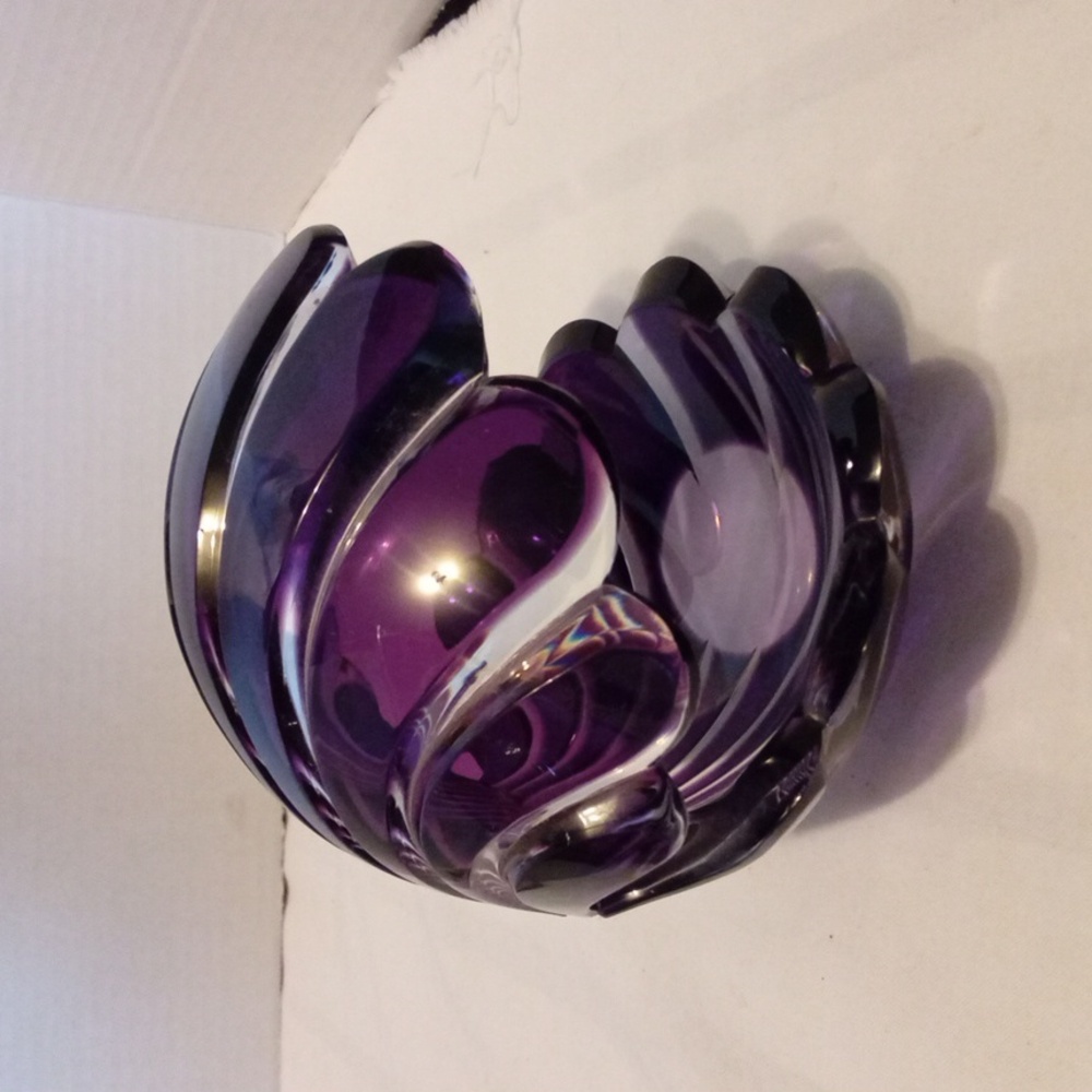 Crystal SeaShell Violet Color - Picture 2 of 5